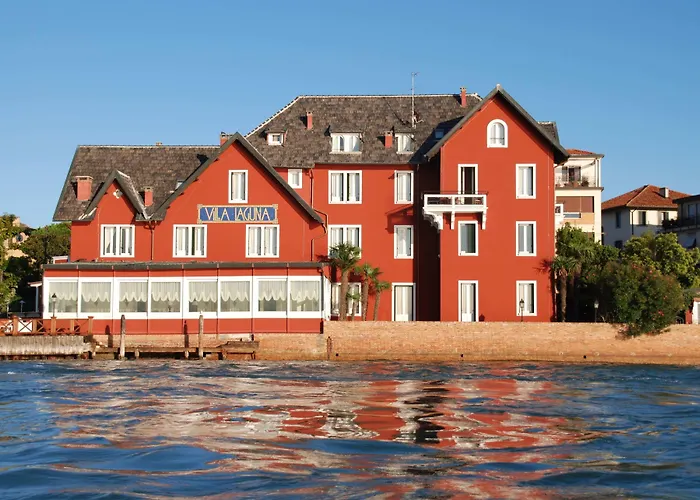 Luxury hotel only: Hotel Villa Laguna